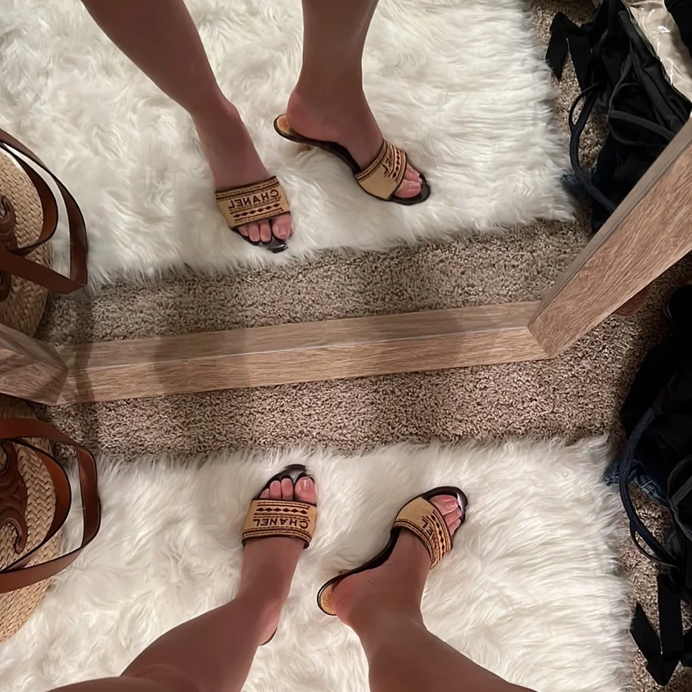 Vintage Chanel Raffia Woven Kitten Heel Mule Sandal Size 37 - Picture 7 of 10